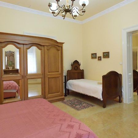 Apartman Vila Milica Kikinda Bagian luar foto