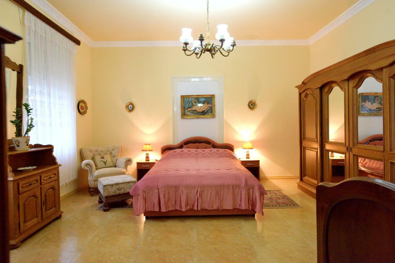 Apartman Vila Milica Kikinda Bagian luar foto