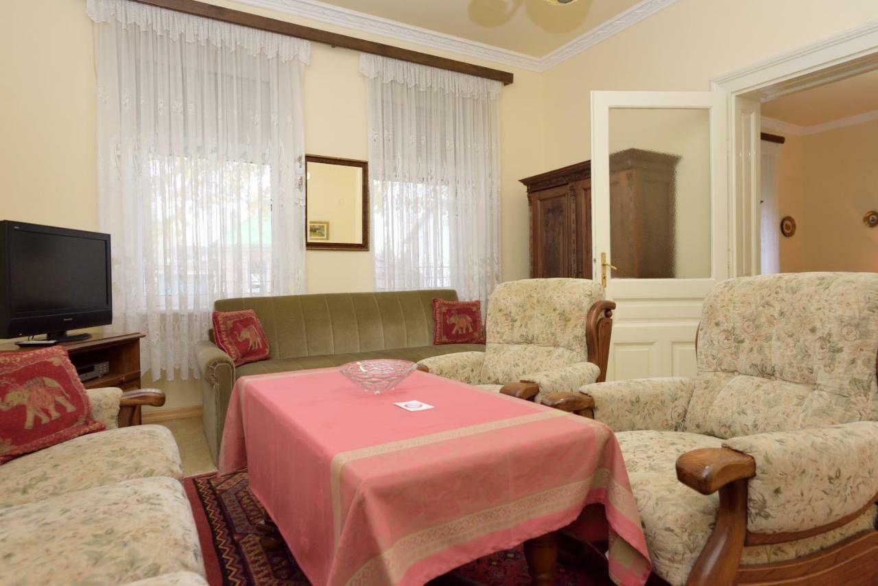 Apartman Vila Milica Kikinda Bagian luar foto