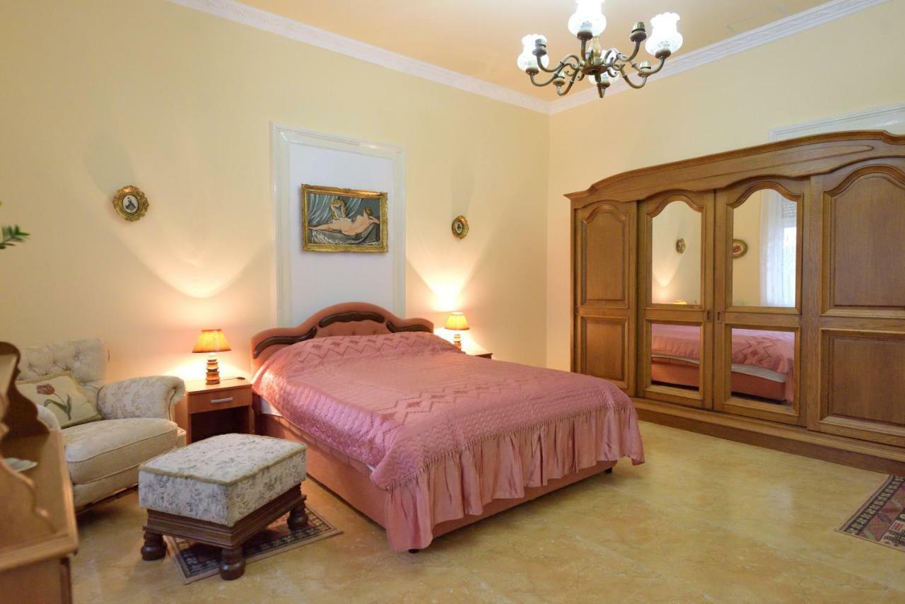 Apartman Vila Milica Kikinda Bagian luar foto